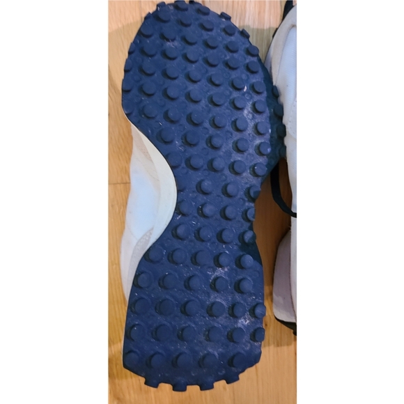 New Balance 327 Trainers Sneakers Animal Print White Black Size 9.5 - Picture 12 of 16